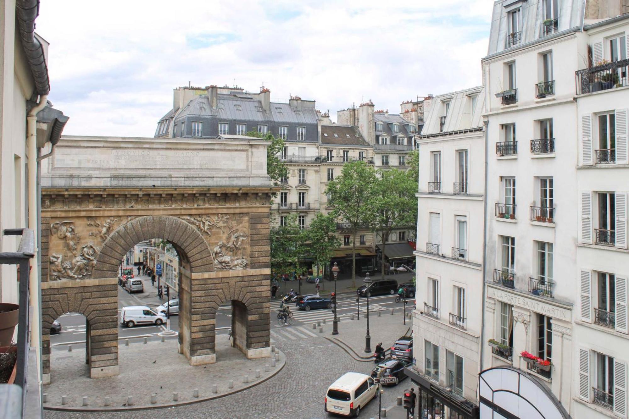 Spacious Duplex In The Heart Of Appartement